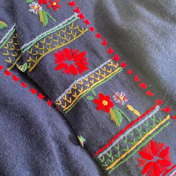 Vintage Embroidered Folk Art Vest Navy Blue Wool Button Up Vest - Picture 12 of 14
